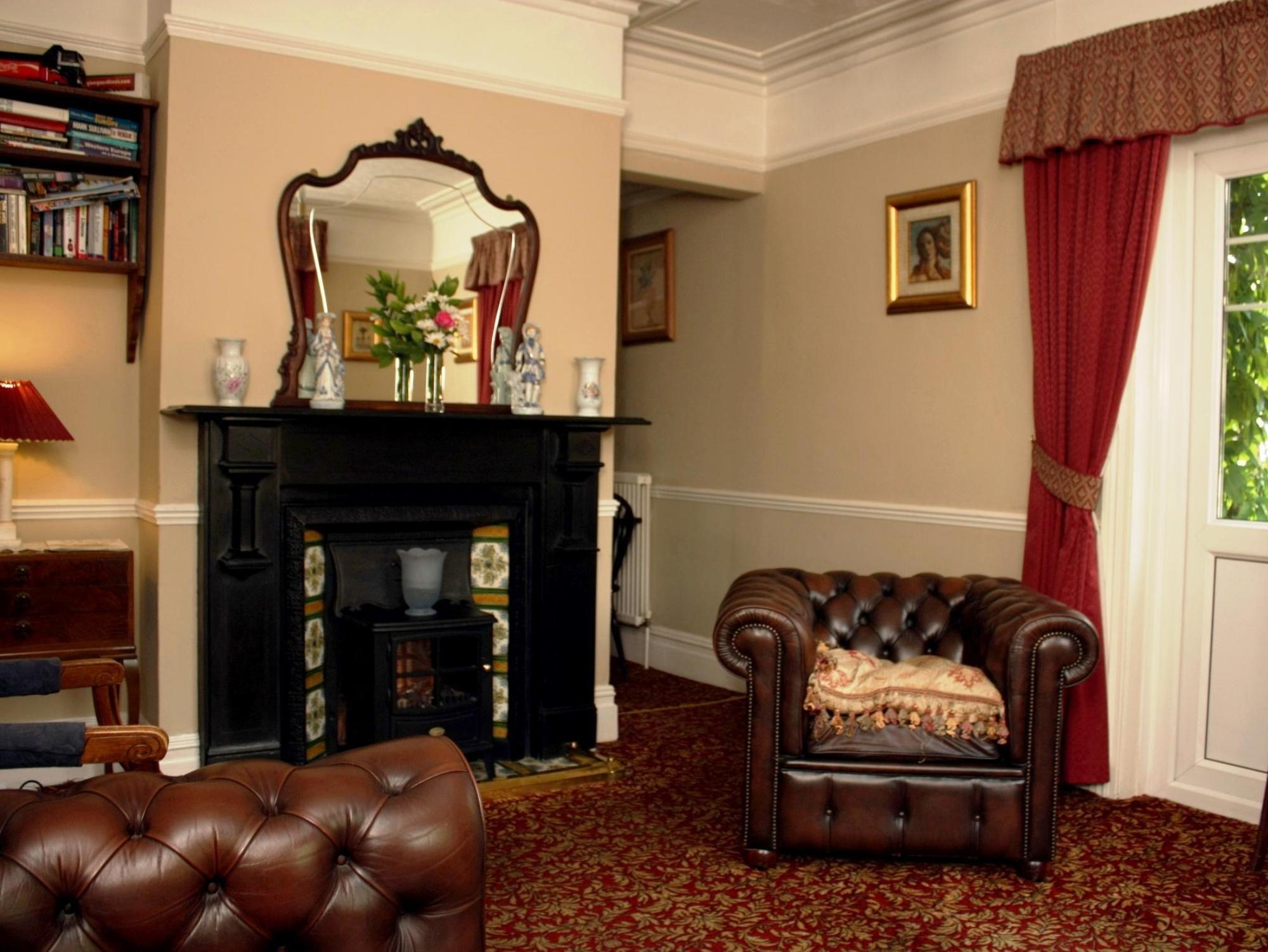 Victoria Lodge Guest House ساليزبري المظهر الخارجي الصورة