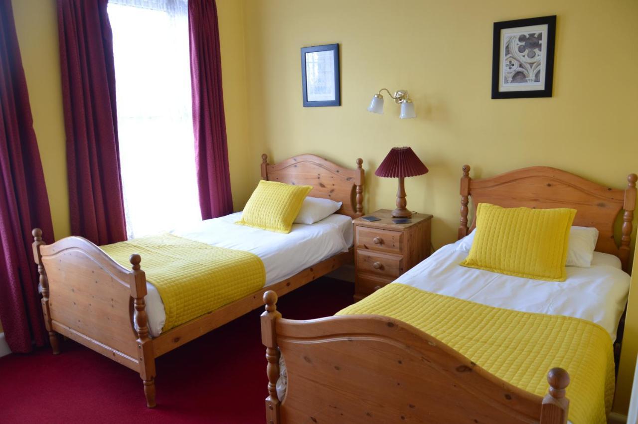 Victoria Lodge Guest House ساليزبري المظهر الخارجي الصورة